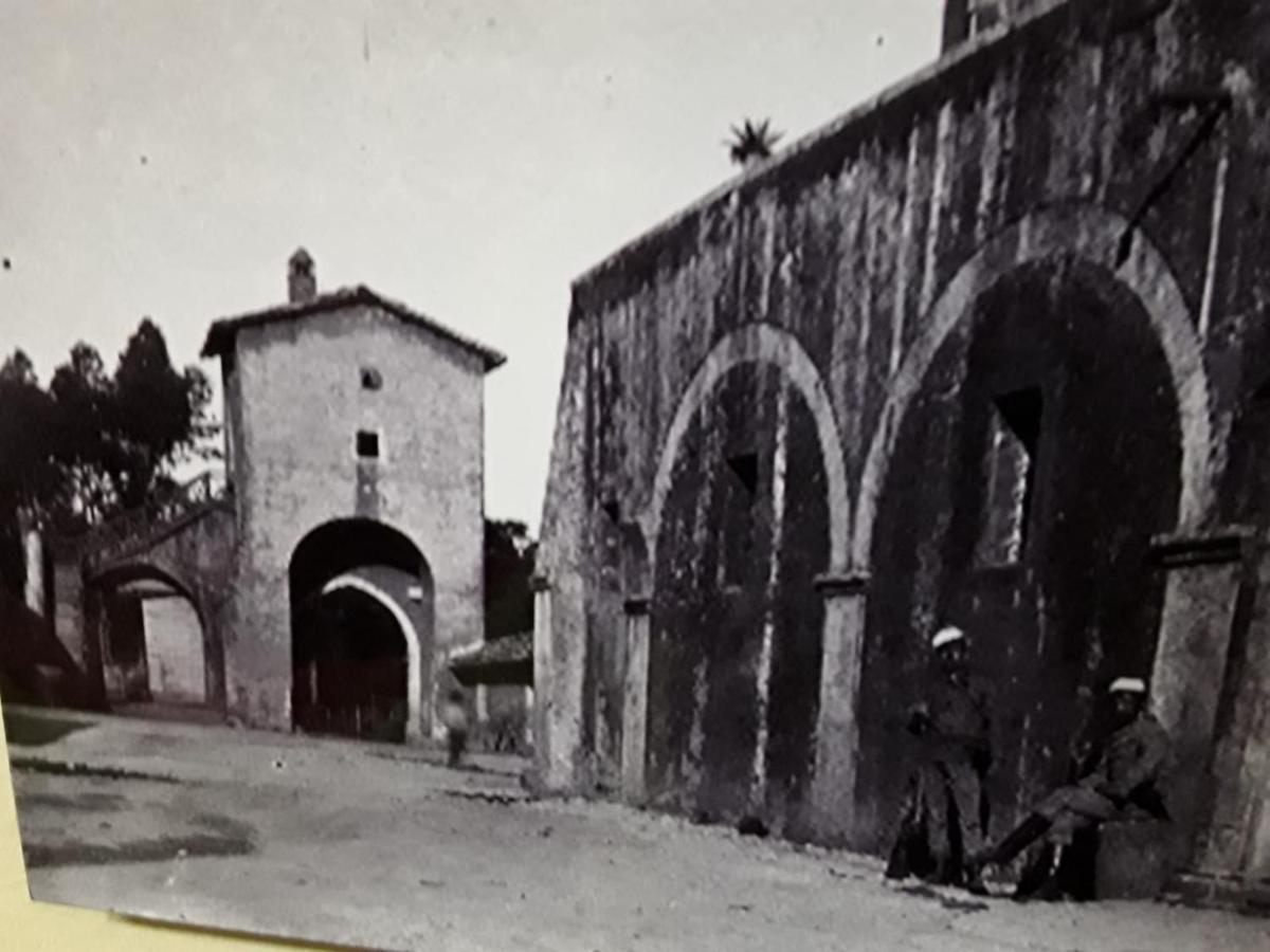 Alloggio La Torre Fossanova Priverno Экстерьер фото